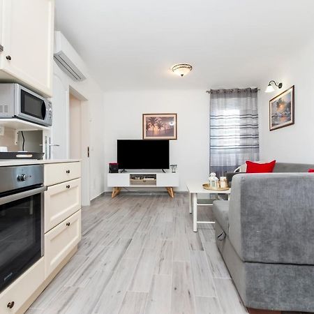 Casa Sul Mar Lägenhet Rovinj Exteriör bild