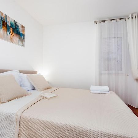 Casa Sul Mar Lägenhet Rovinj Exteriör bild