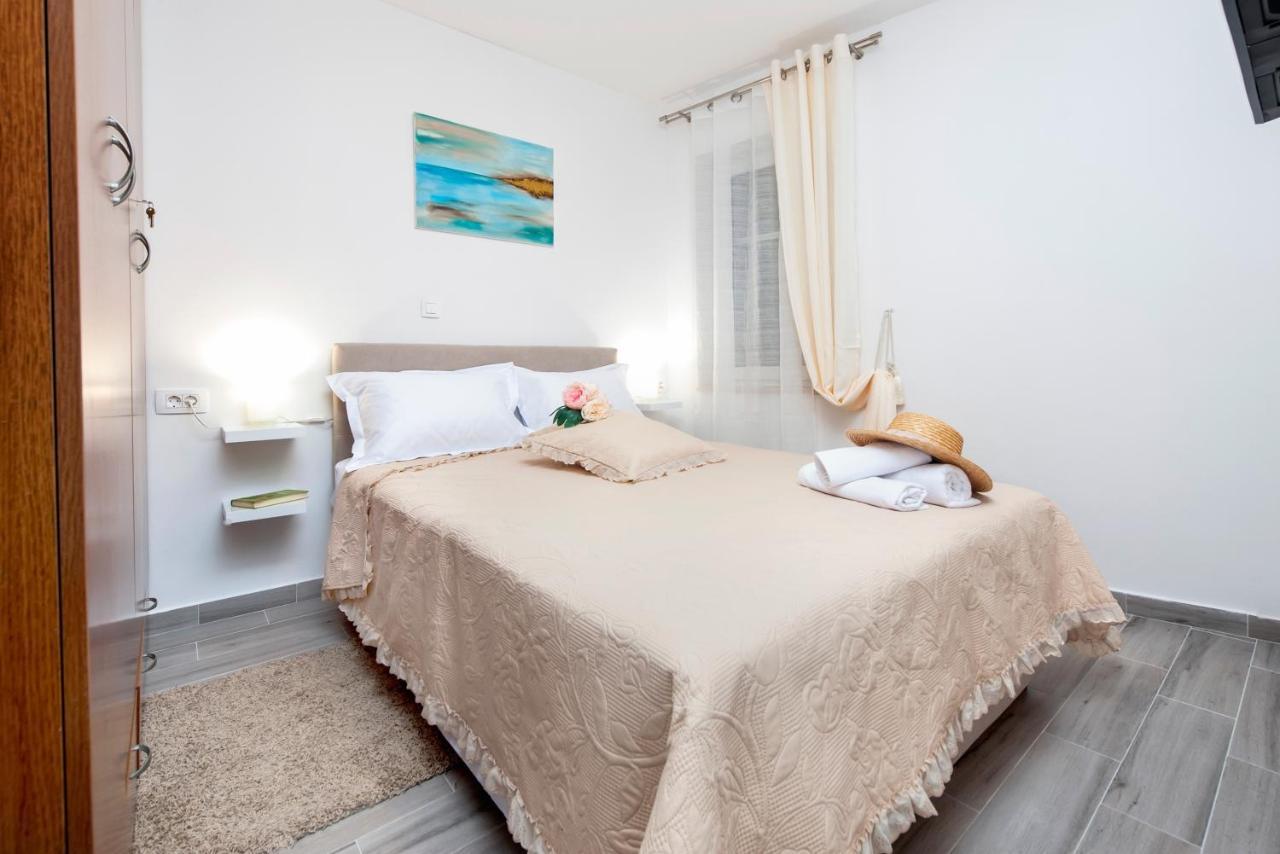 Casa Sul Mar Lägenhet Rovinj Exteriör bild