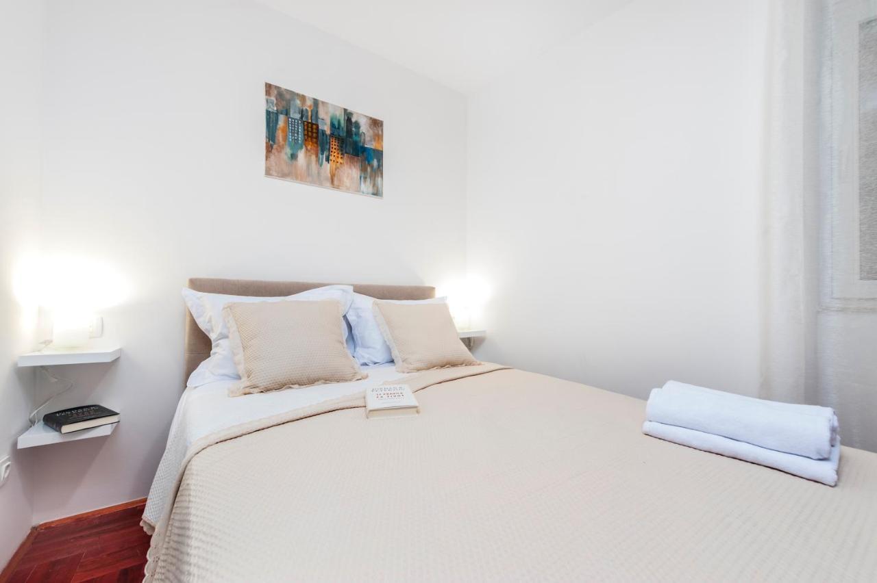 Casa Sul Mar Lägenhet Rovinj Exteriör bild